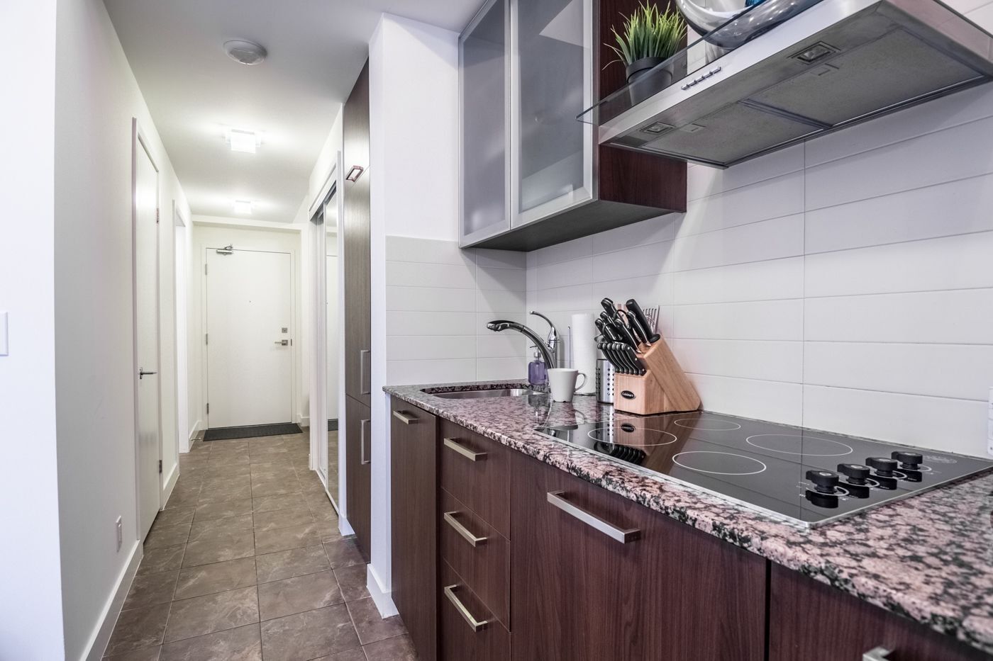 Aoc Suites - Two Bedroom Condo - City/Cn Tower View トロント エクステリア 写真