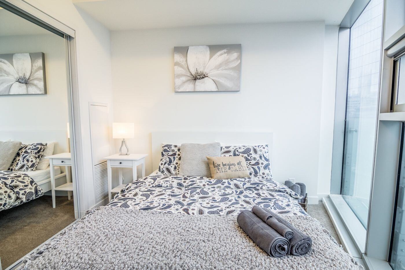 Aoc Suites - Two Bedroom Condo - City/Cn Tower View トロント エクステリア 写真